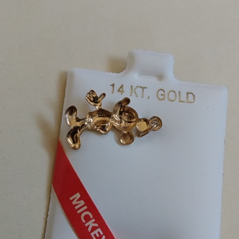 14k yellow gold Mickey mouse pendant - Picture 2 of 3